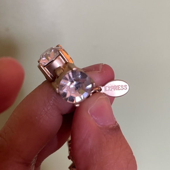 Elegant Express Gold White Crystal Bracelet - Picture 7 of 7